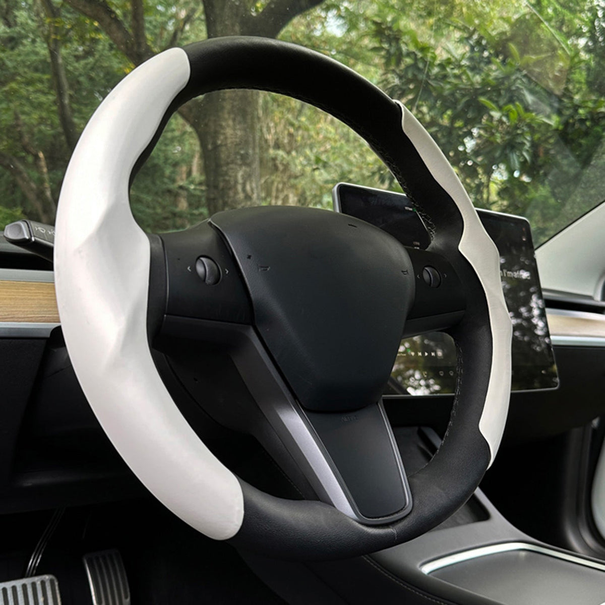 ciiyaa Silicone Steering Wheel Cover for Tesla Model 3(18-26) / Y(20-26) / YL(25-26)