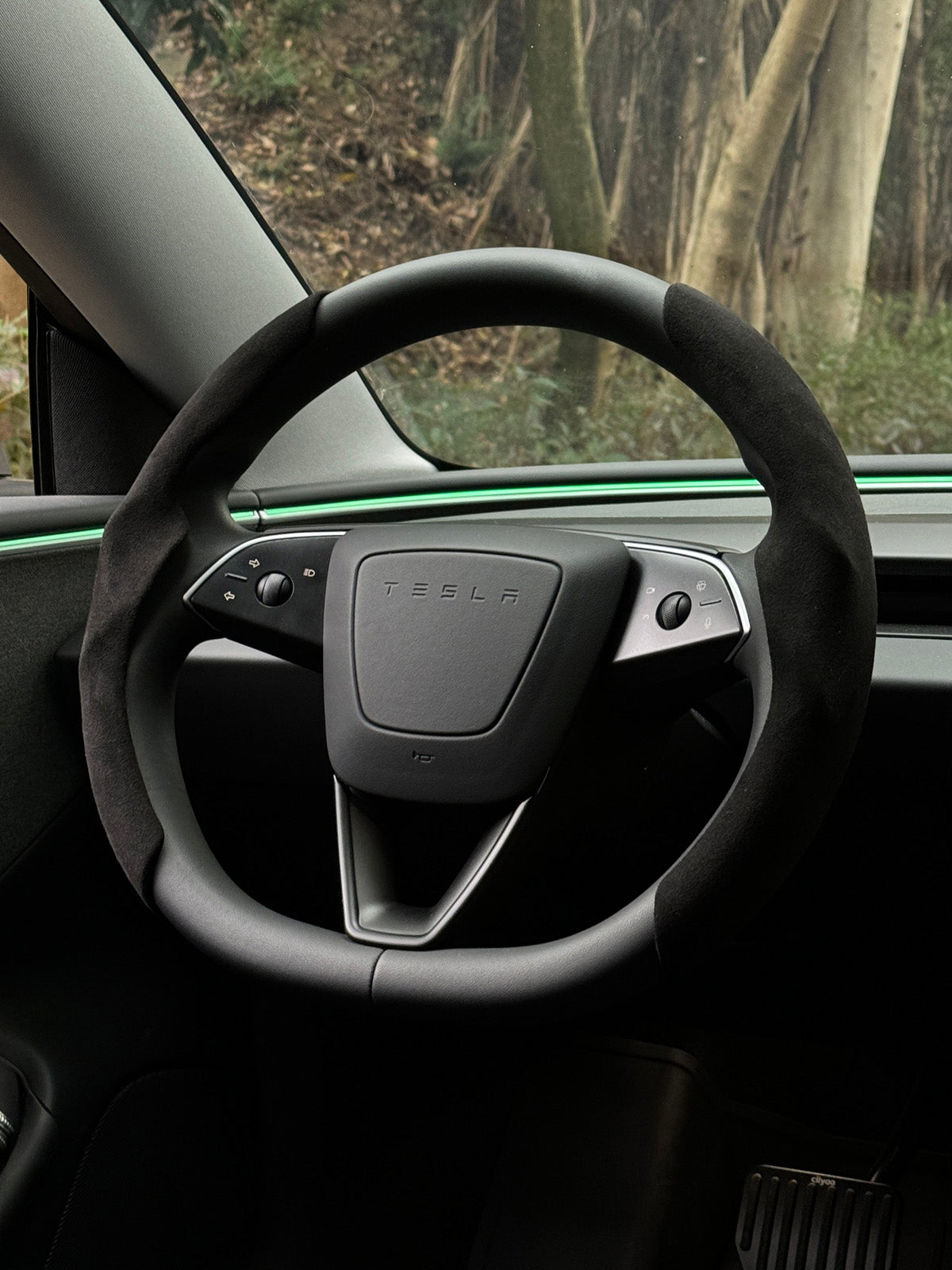 ciiyaa Silicone Steering Wheel Cover for Tesla Model 3(18-26) / Y(20-26) / YL(25-26)